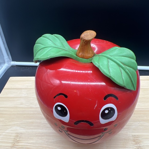 Vintage Fisher Price Happy Apple Roly Poly Chime Musical Toy Short Stem 1972 - Picture 2 of 10